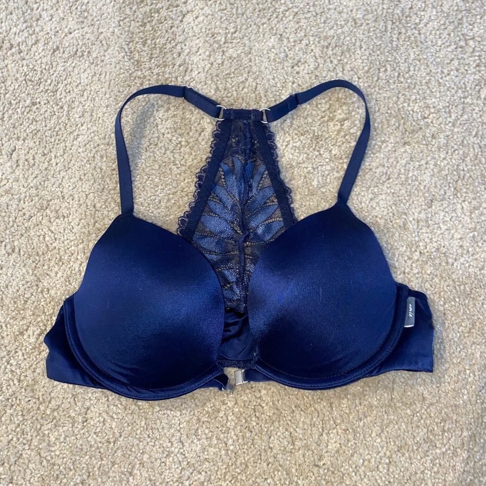 Lace Detailed Racer Back Front Clasp Bra